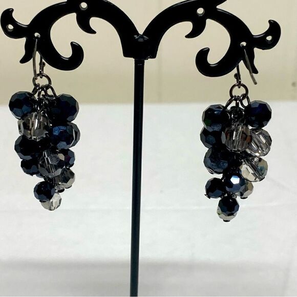 Aurora Borealis Drop Dangle Earrings 2” Black & Clear Stones Vintage Gorgeous - Picture 3 of 5
